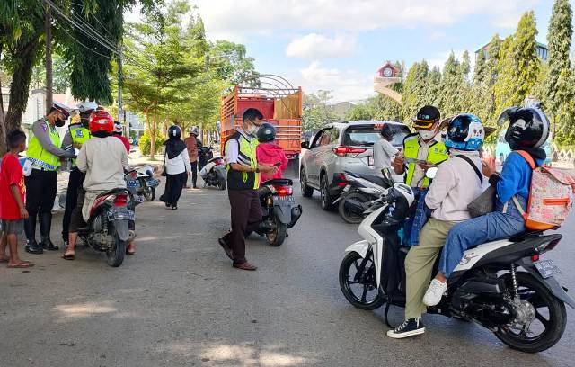 Gelar Penertiban Pajak Kendaraan, Samsat Pangkep Jaring 30 Kendaraan